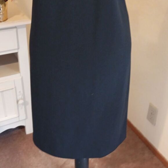 Calvin Klein  Dressy Black Dress. Old Money, Quiet Elegance - Picture 4 of 13